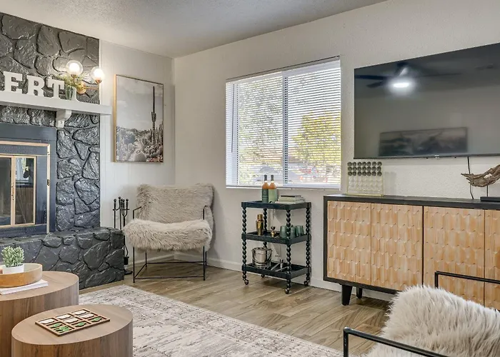 Easy Walk To Dtwn Gilbert, Family-friendly Oasis! Holiday home