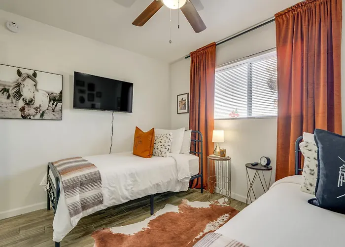 Easy Walk To Dtwn Gilbert, Family-friendly Oasis! *